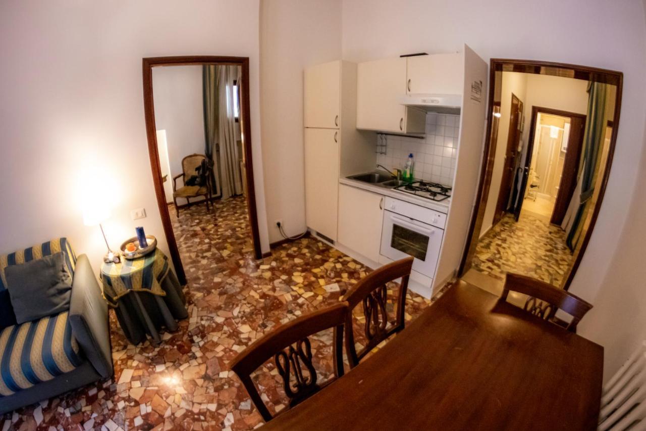 Zaffiro Apartment Venedig Exteriör bild