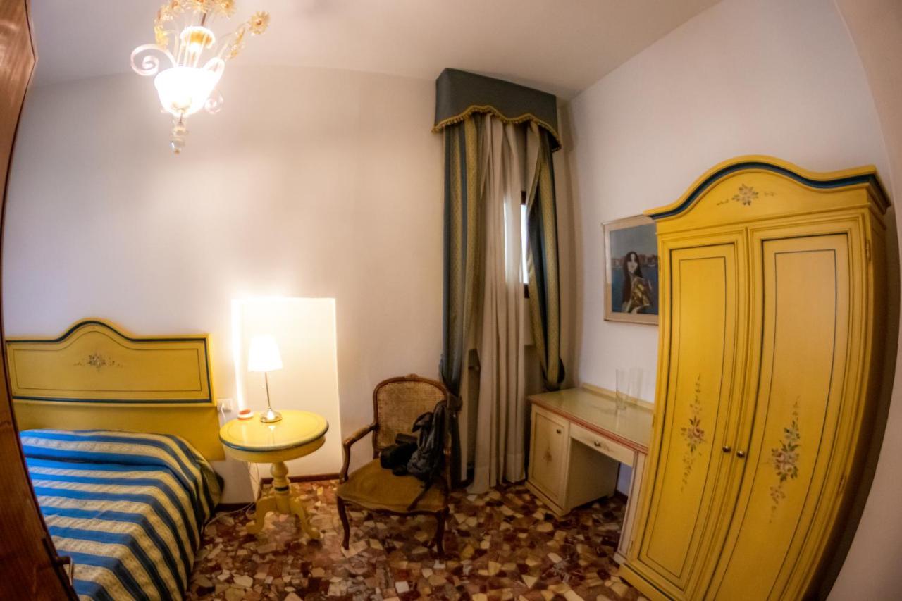 Zaffiro Apartment Venedig Exteriör bild