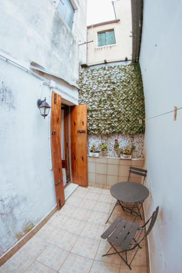 Zaffiro Apartment Venedig Exteriör bild